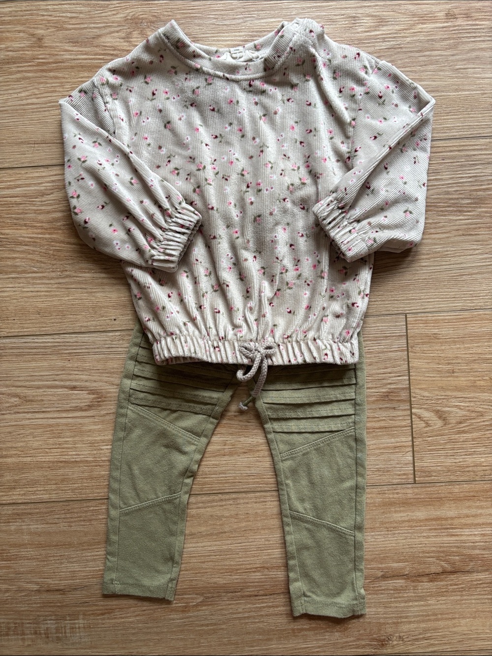Toddler girl pant set